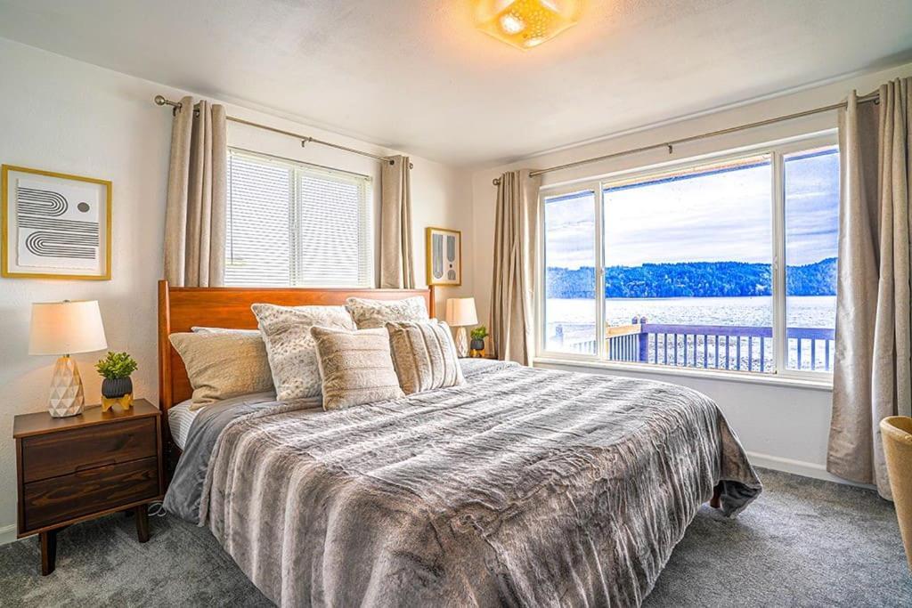 Waterfront Retreat, Relaxation, Fun In Hood Canal Hoodsport Экстерьер фото