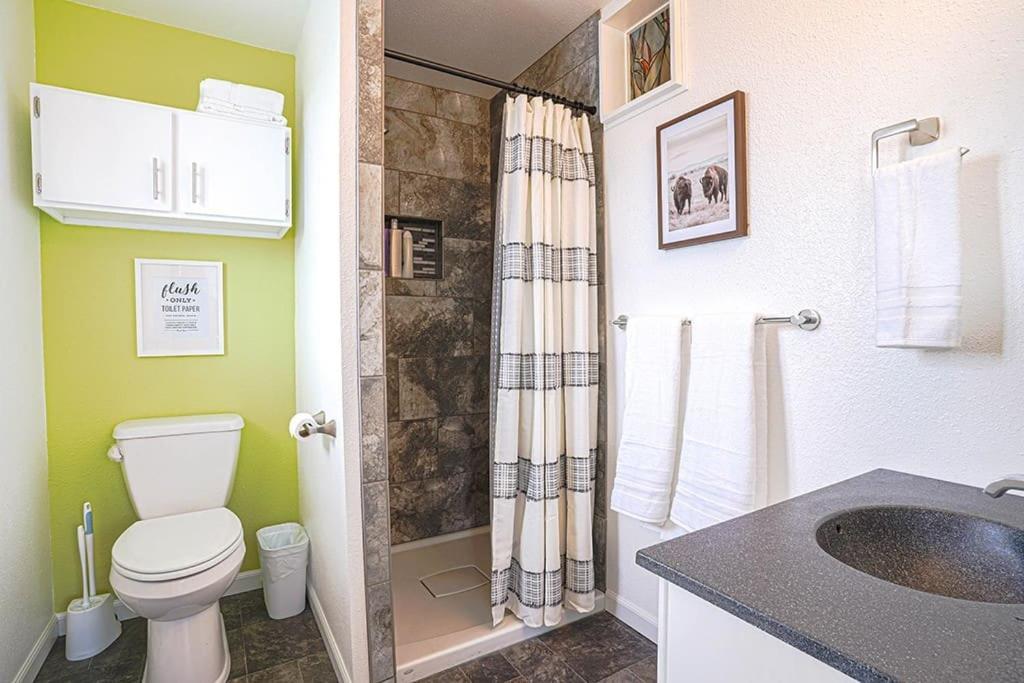 Waterfront Retreat, Relaxation, Fun In Hood Canal Hoodsport Экстерьер фото